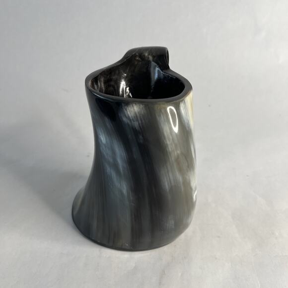Viking Drinking Horn Mug – Faux Bone Plastic-horn tankard-Barware-Man Cave - Picture 4 of 7